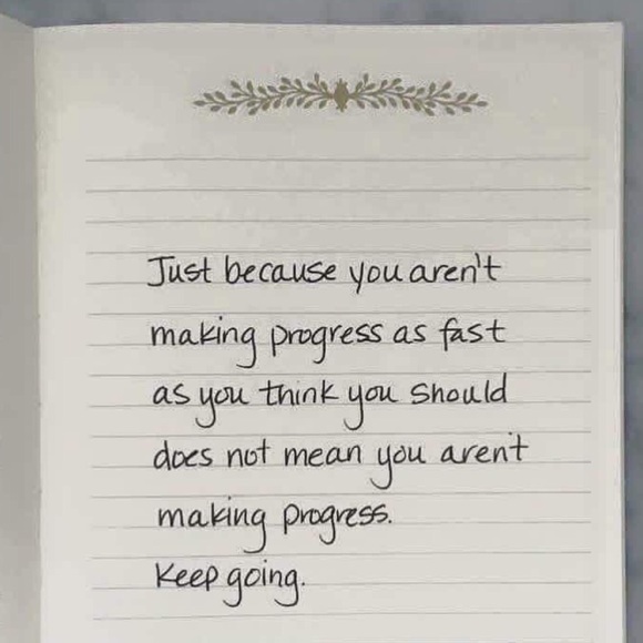 Meet your Posher, Monique - Picture 2 of 3